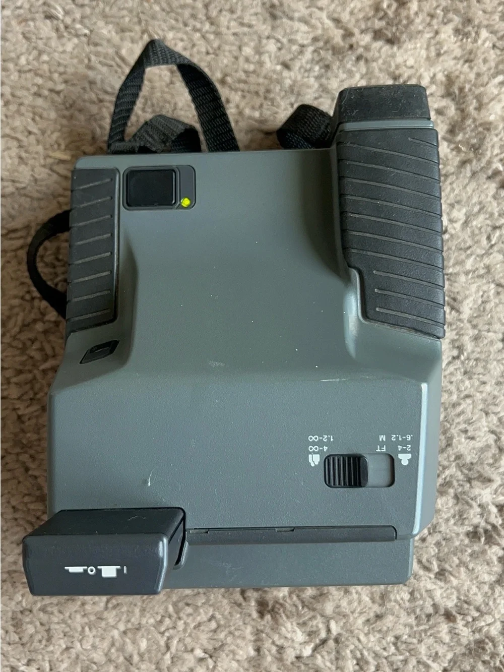 Vintage Polaroid impulse Instant Camera - Black  - no issues